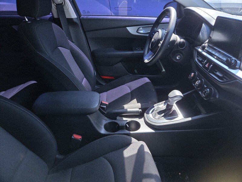 Used 2023 Deep Sea Blue KIA LXS IVT image 3