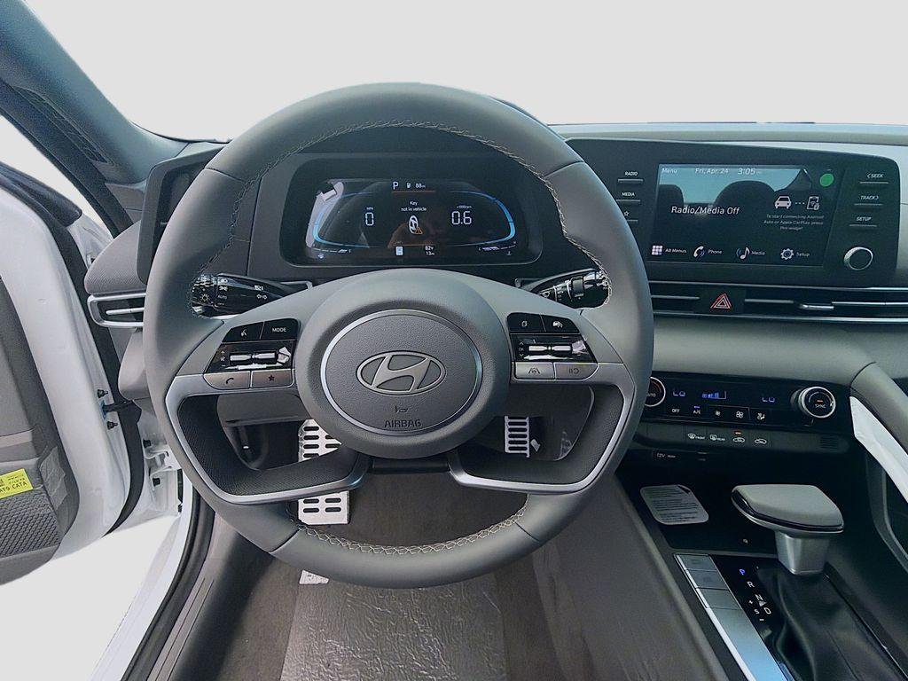 New 2026 Serenity White Hyundai SEL Sport image 8