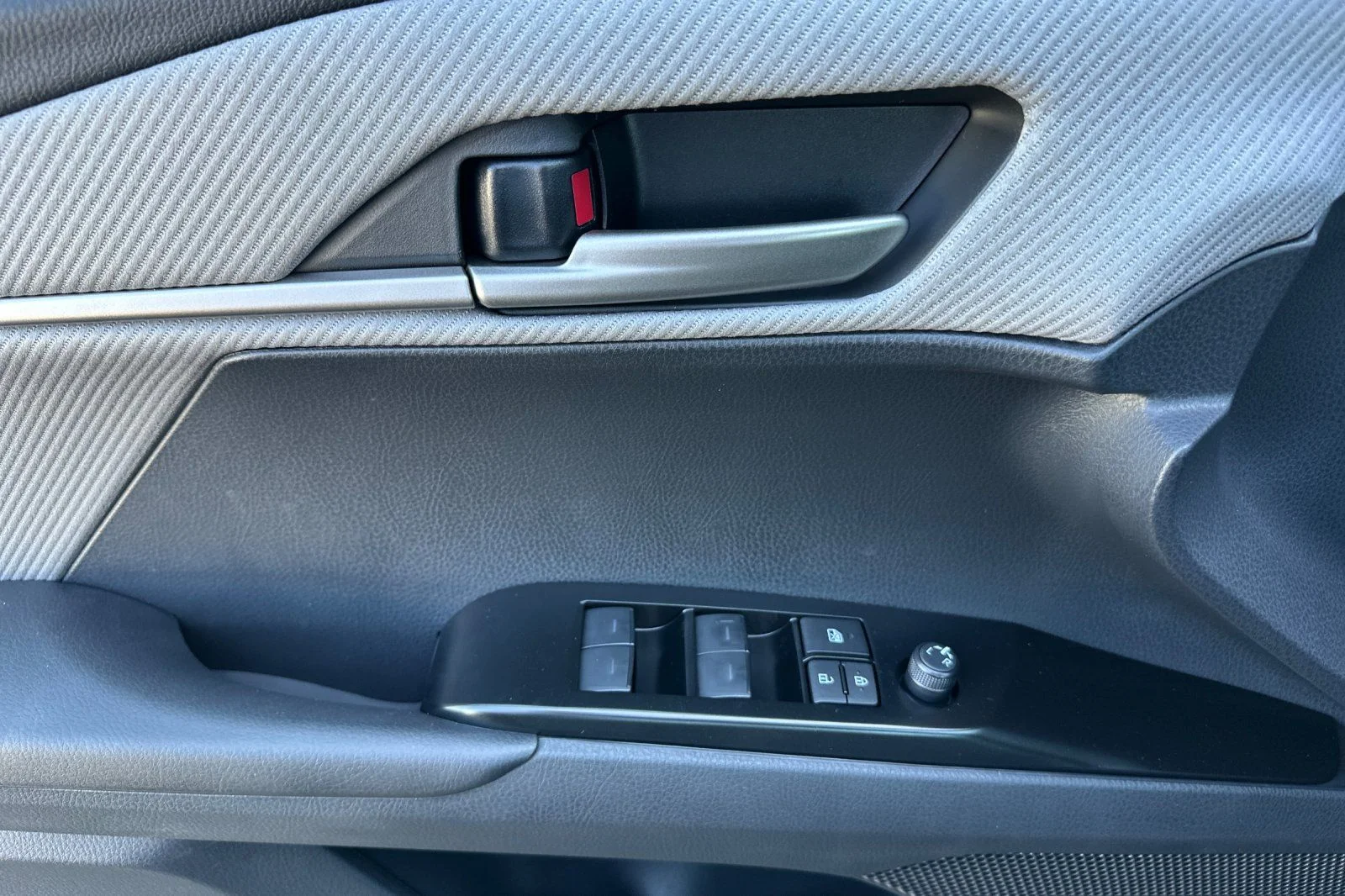 New 2026  Toyota SE image 13