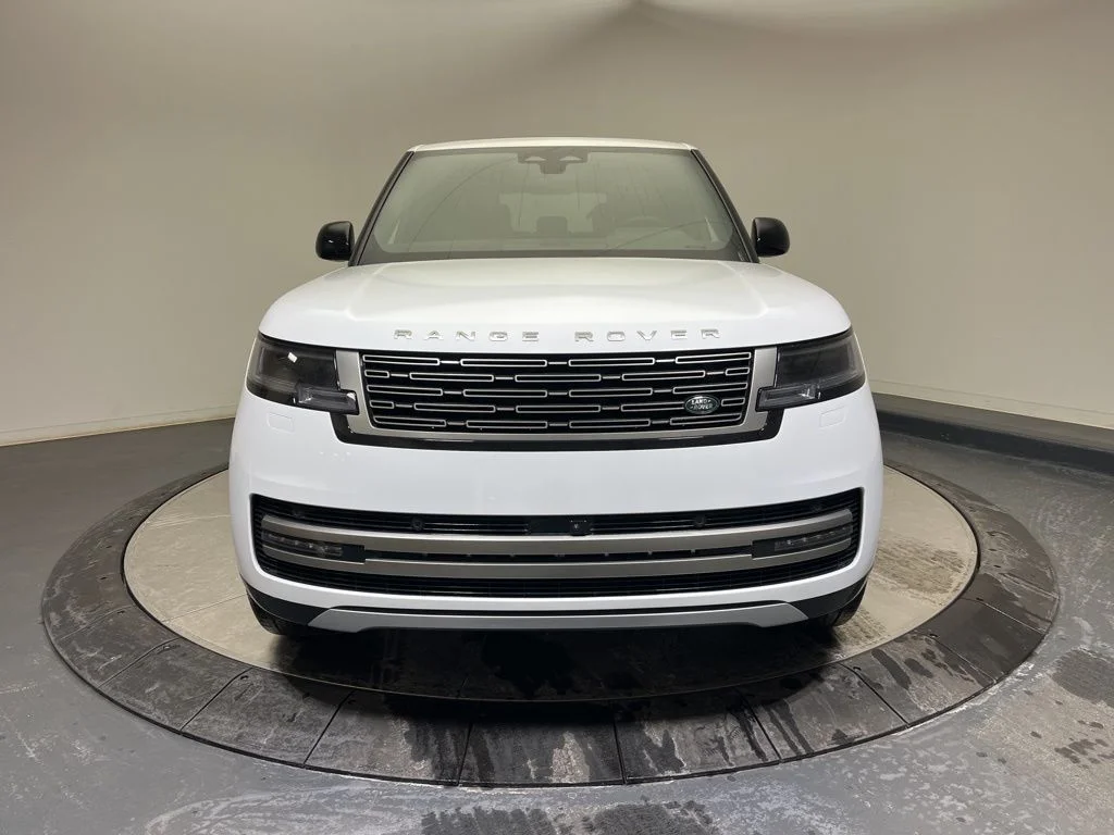 2026 Land Rover Range Rover SE - Photo 8