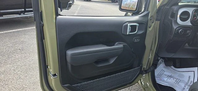 2026 Jeep Wrangler 4-Door Sport - Photo 16