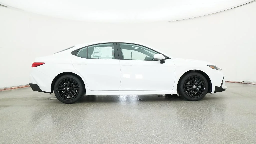 New 2026 Ice Cap Toyota SE image 20