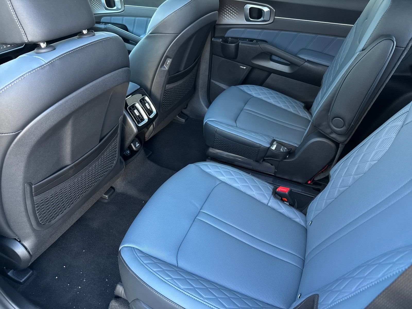 2025 Kia Sorento SX Prestige Hybrid - Photo 12