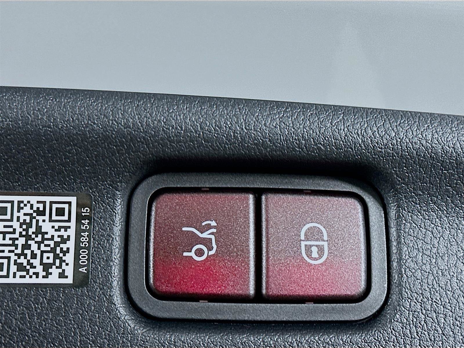 Used 2026 MANUFAKTUR Alpine Grey Mercedes-Benz C 300 image 34