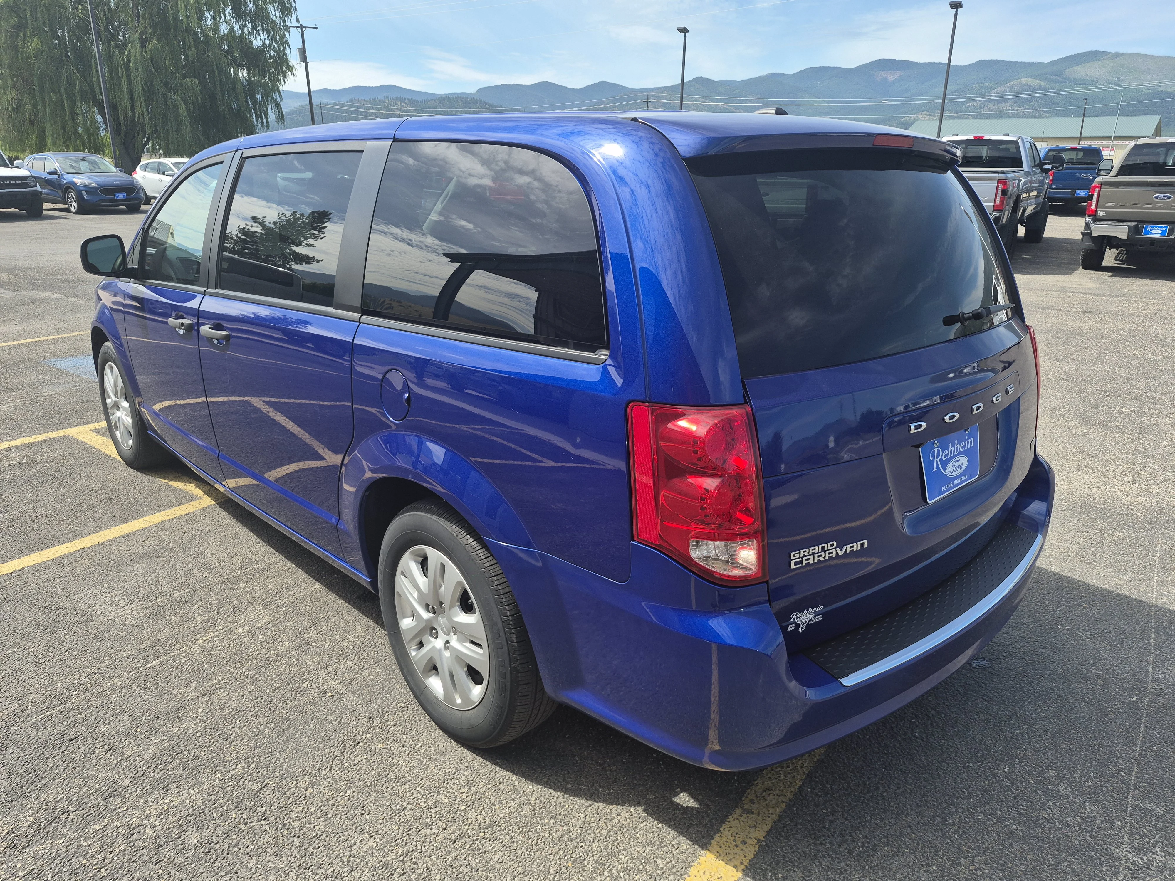 Used 2019 Blue Dodge SE image 15