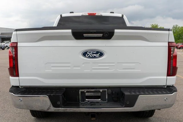 Used 2024  Ford XLT image 7