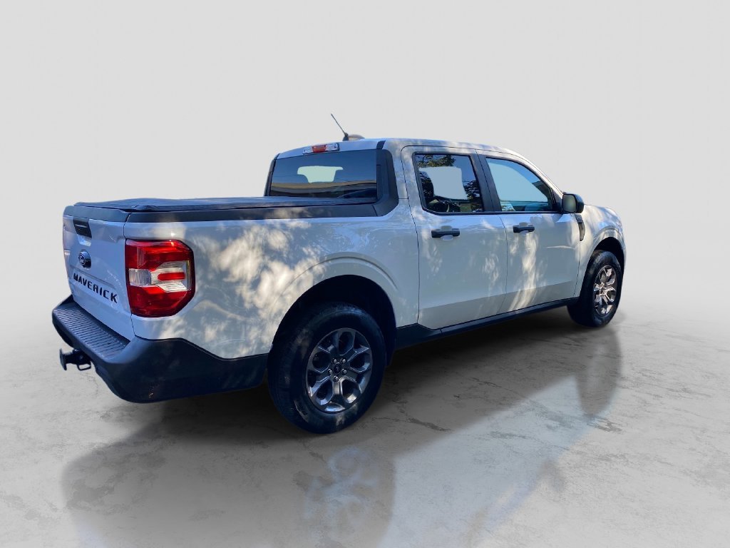 Used 2025 White Ford XLT image 7