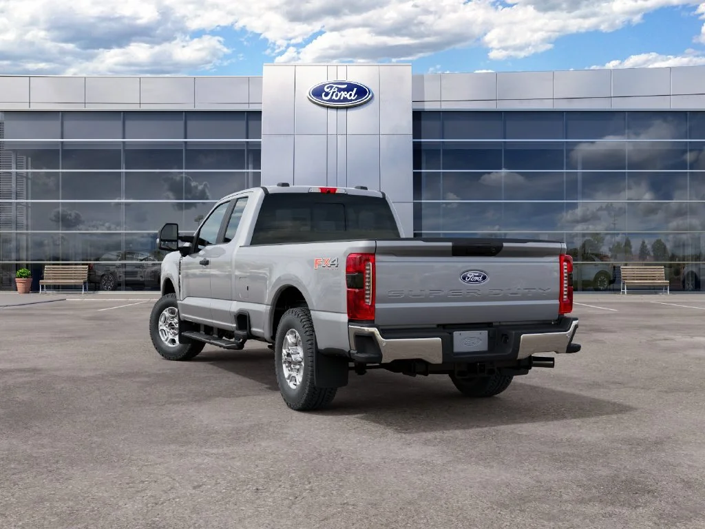 New 2027 Silver Ford XLT image 9