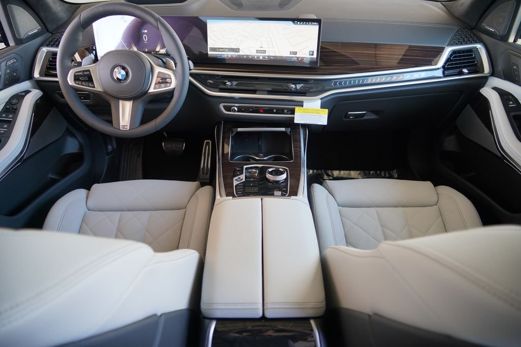 New 2027 Carbon Black Metallic BMW xDrive40i image 20
