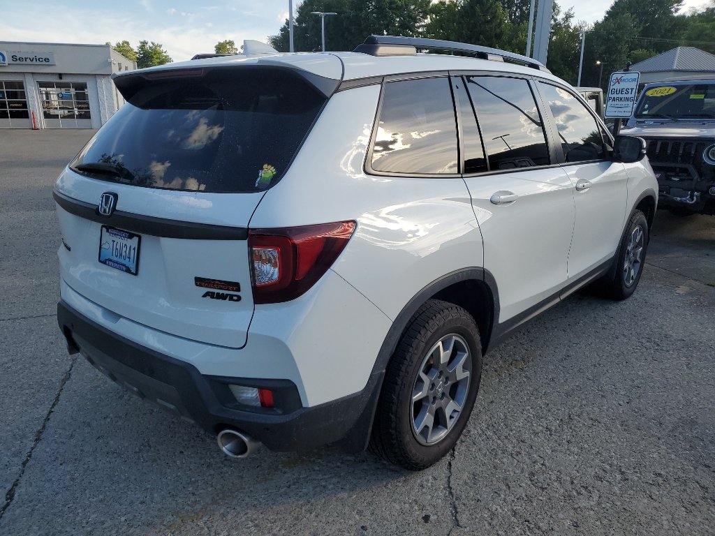 Used 2022 Platinum White Pearl Honda TrailSport image 3