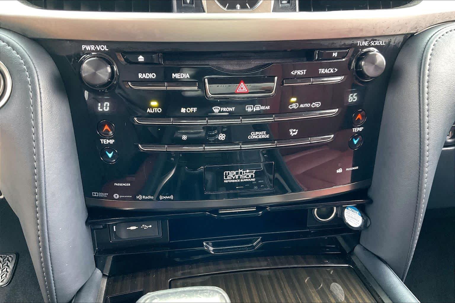 Used 2019 Atomic Silver Lexus  image 32
