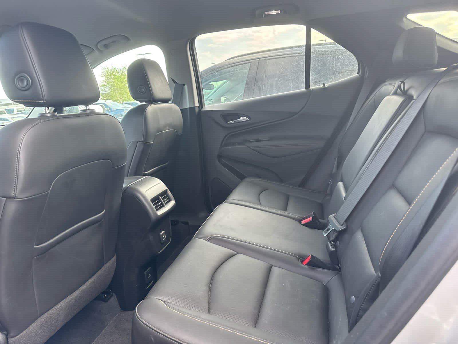 Used 2021 SILVER ICE METALLIC Chevrolet Premier image 9