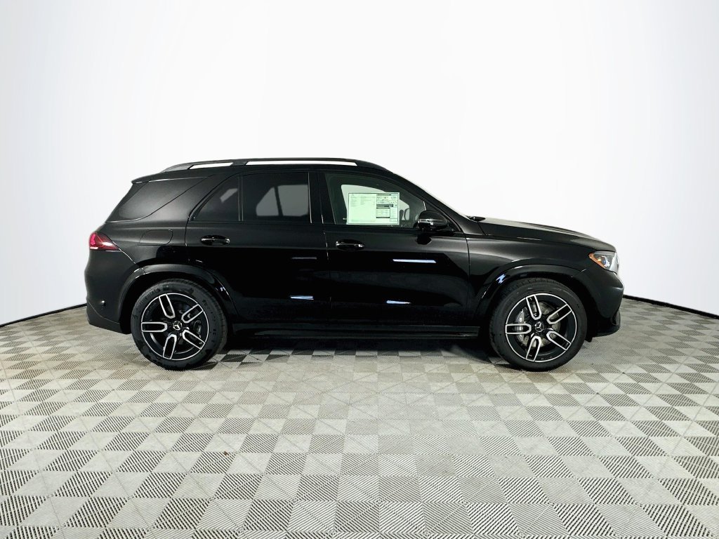 New 2027 Obsidian Black Metallic Mercedes-Benz  image 8