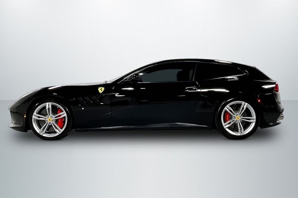 Used 2018 Black Ferrari V12 image 8