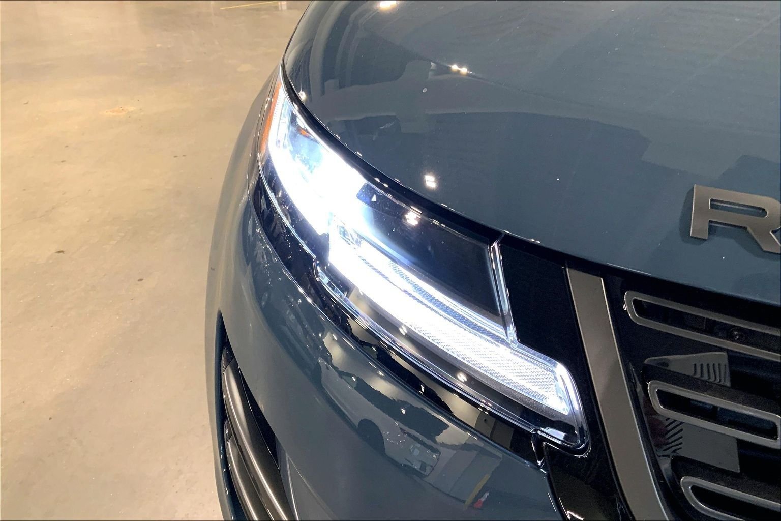 2026 Land Rover Range Rover Evoque Dynamic SE - Photo 13