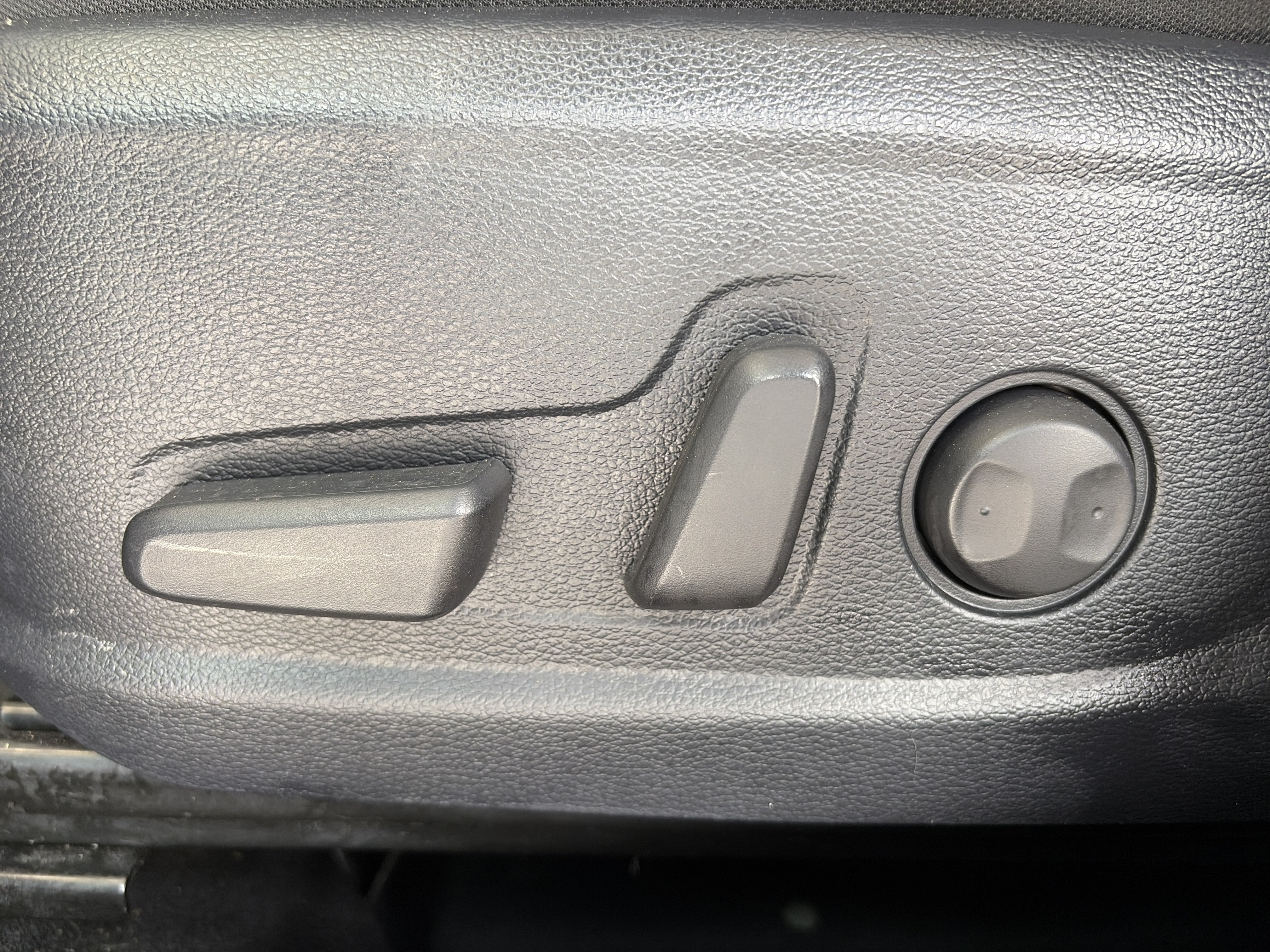 Used 2024 Gray Kia EX image 14