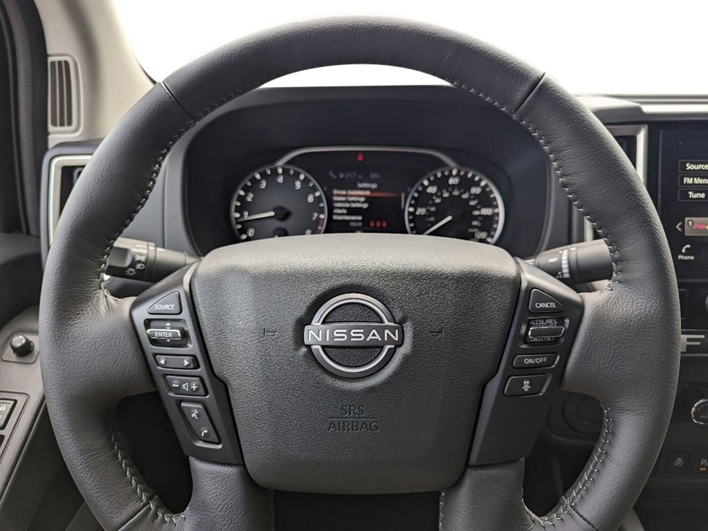 2025 Nissan Frontier SV - Photo 14