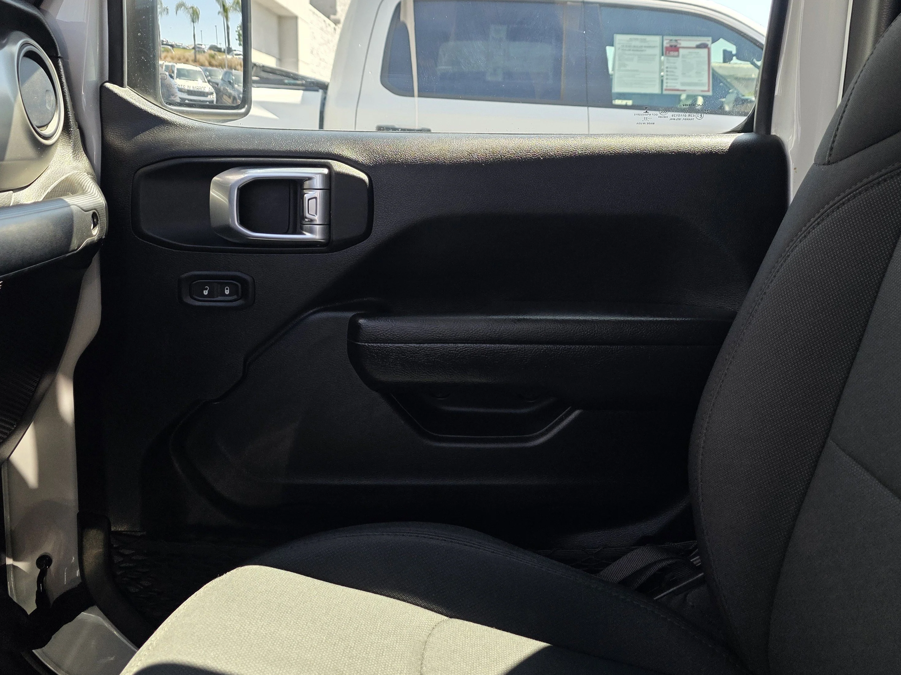 Used 2022 Bright White Clearcoat Jeep Sport image 13