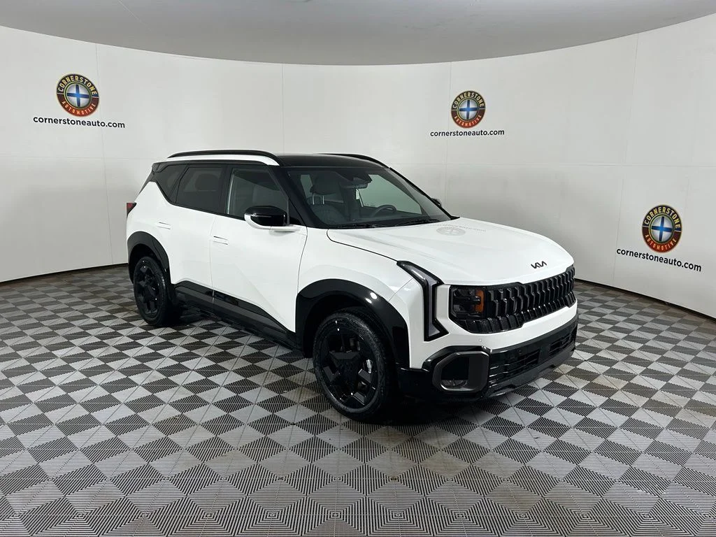 New 2027 Snow White Pearl Kia X-Line S image 17