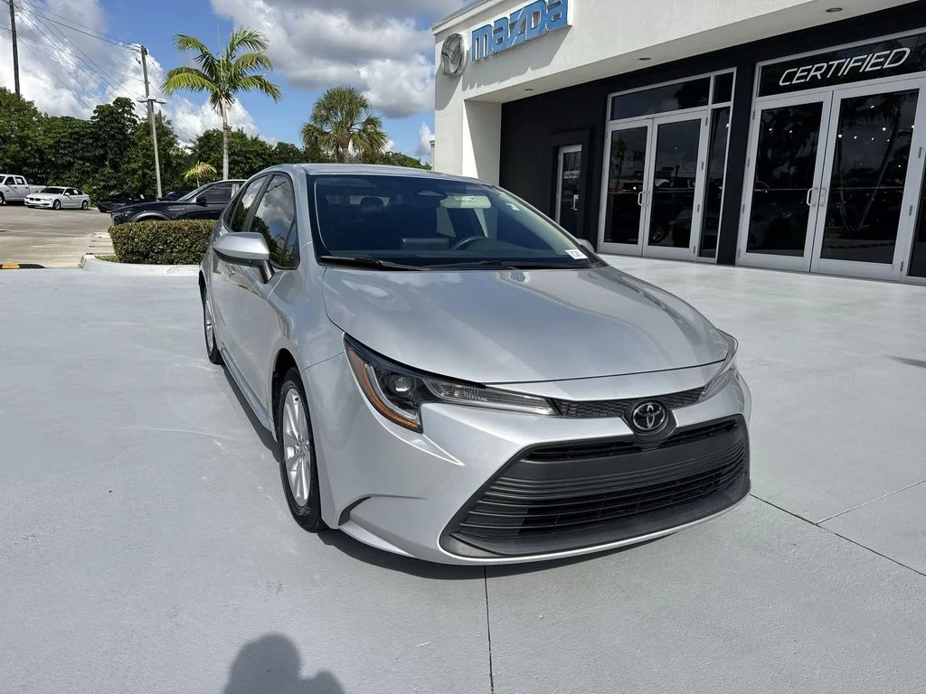 Used 2023 Classic Silver Metallic Toyota LE image 7
