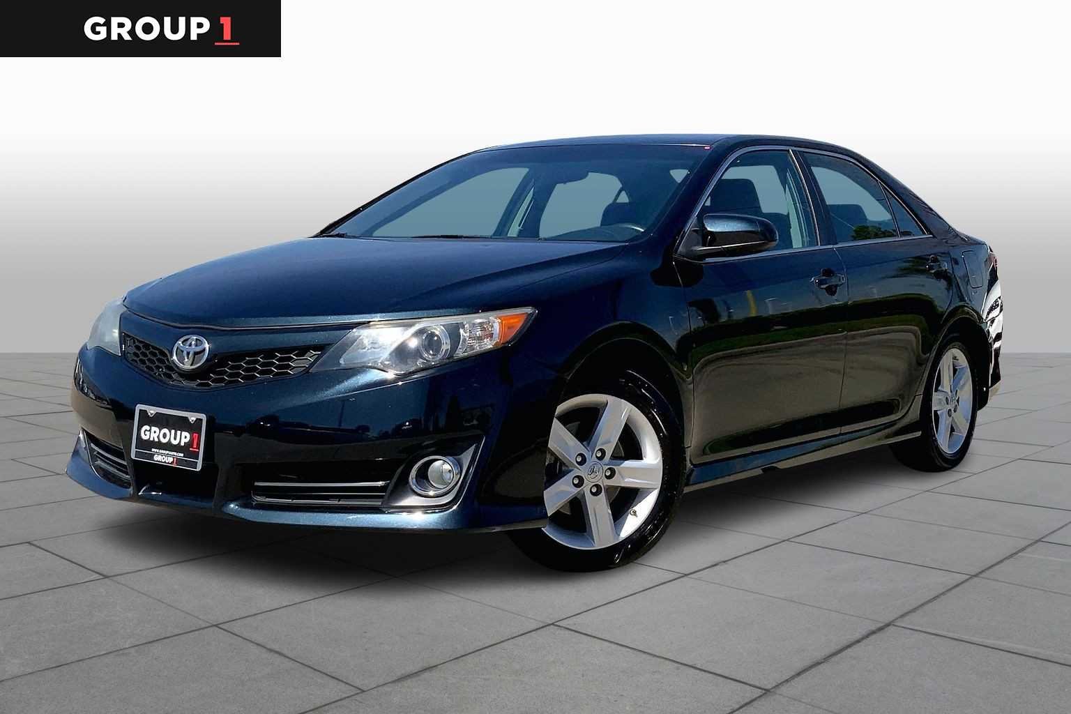 2014 Toyota Camry SE
