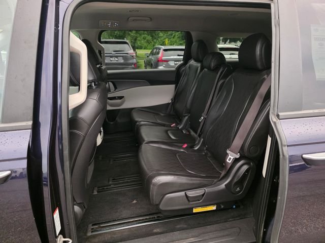 Used 2023 Blue Kia LX Seat Package image 17