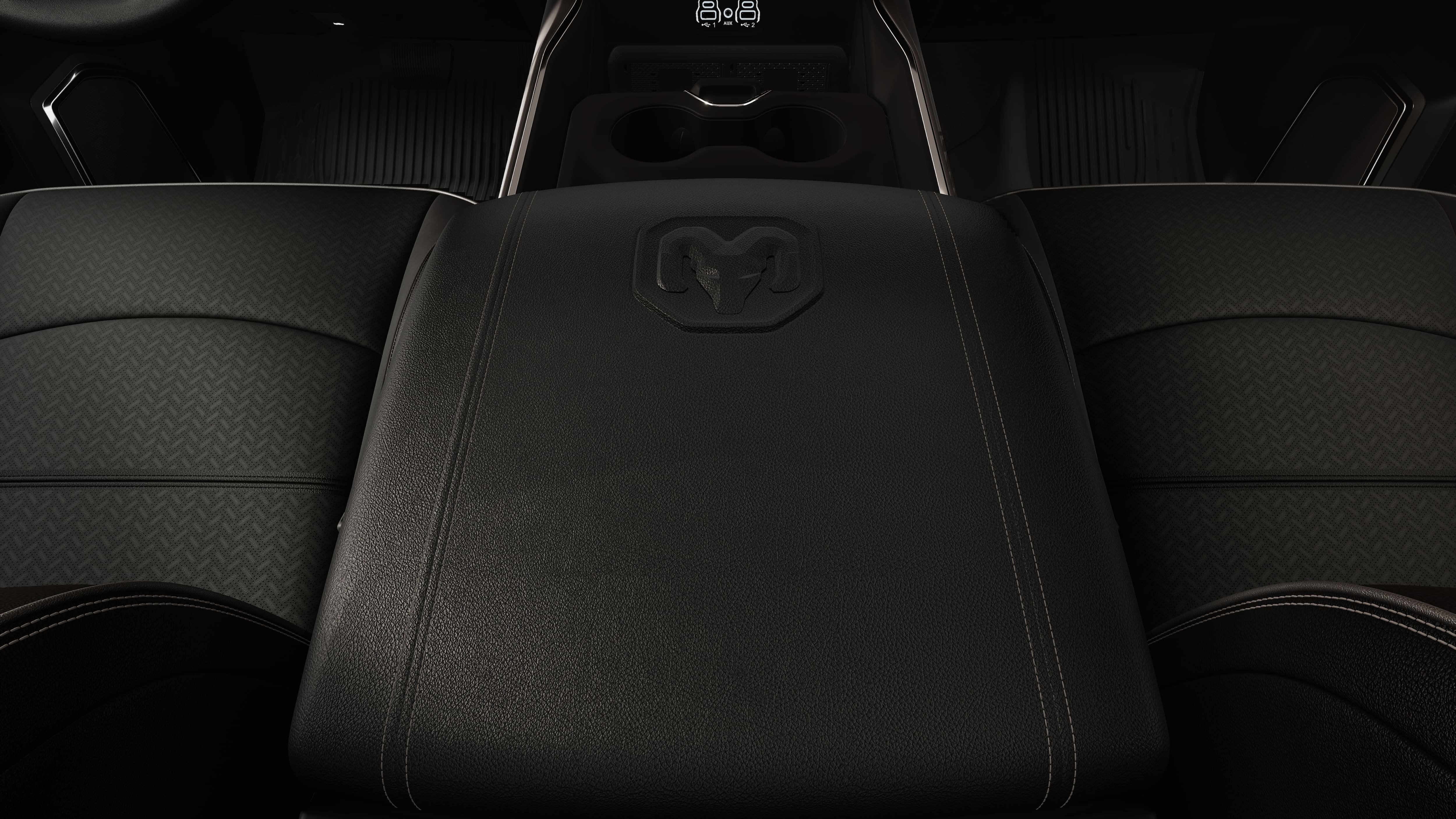 New 2026 Diamond Black Crystal Pearl-Coat Exterior Paint RAM LARAMIE image 16