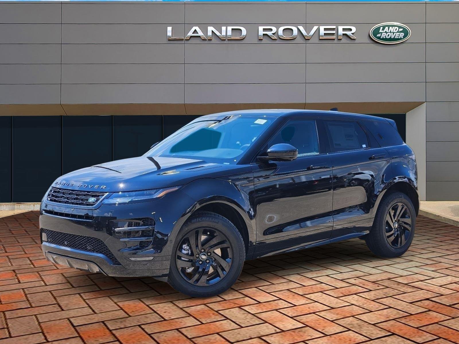 2026 Land Rover Range Rover Evoque Dynamic SE - Photo 3