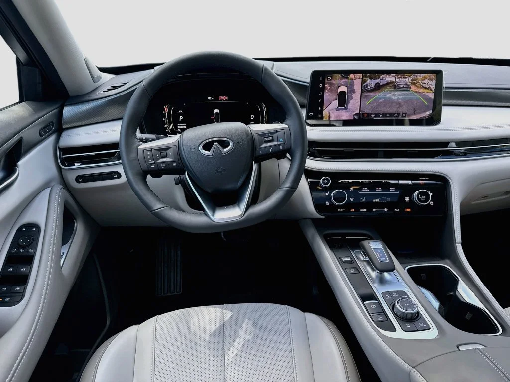 New 2027 White INFINITI LUXE image 24