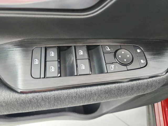 2026 Nissan KICKS SV - Photo 32