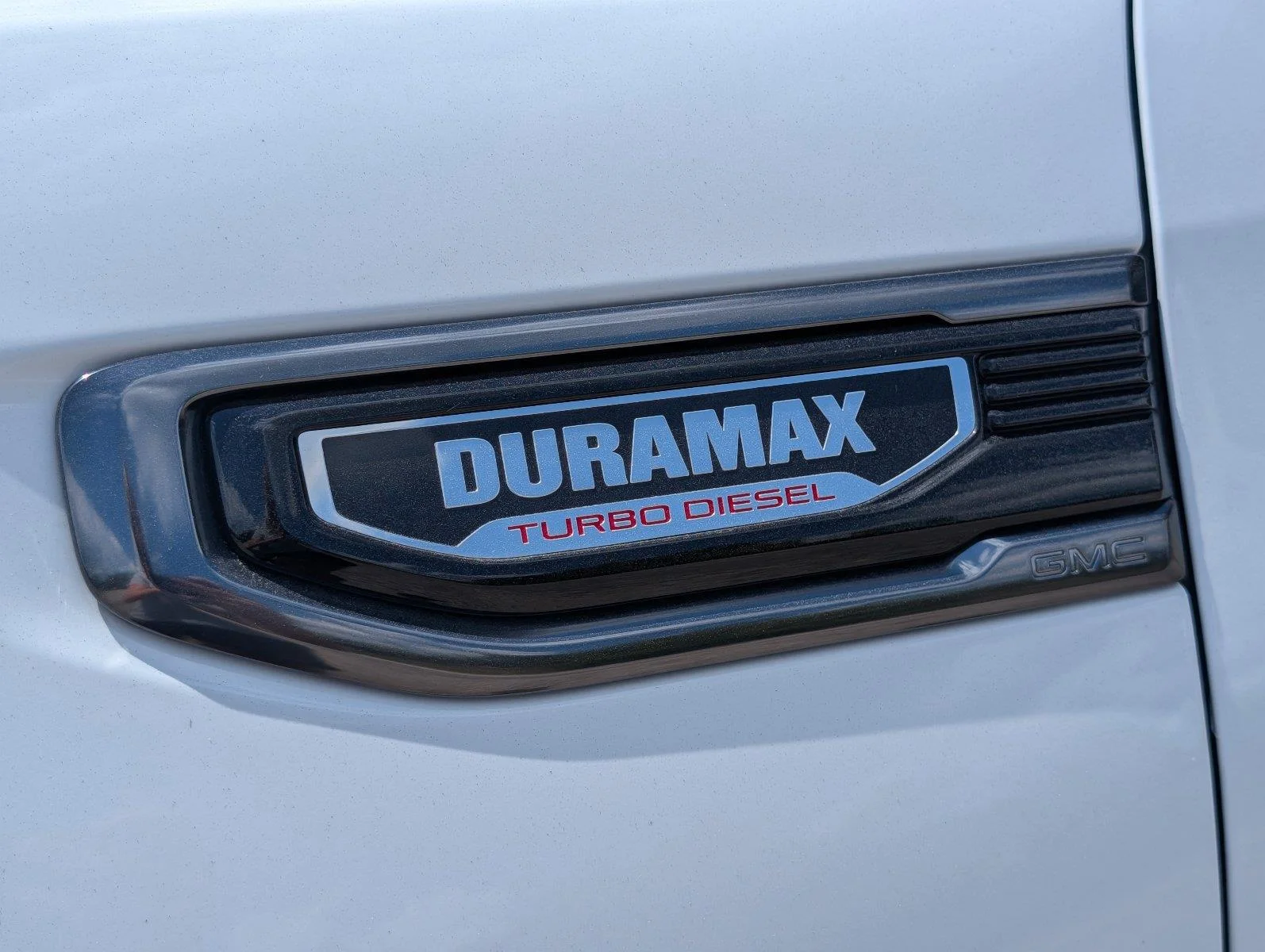Used 2024 Summit White GMC AT4 image 11