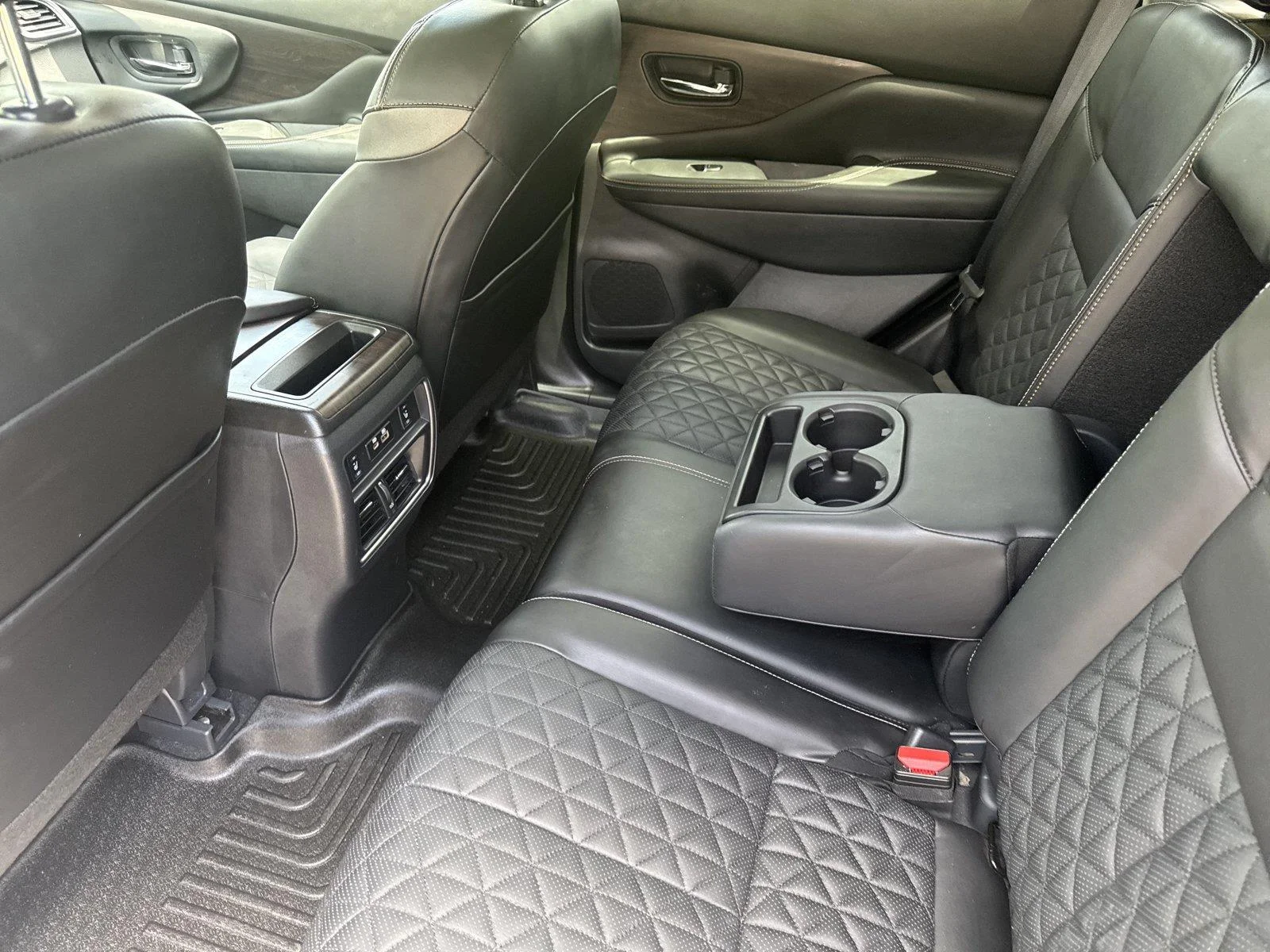 Used 2024 Gun Metallic Nissan Platinum image 25