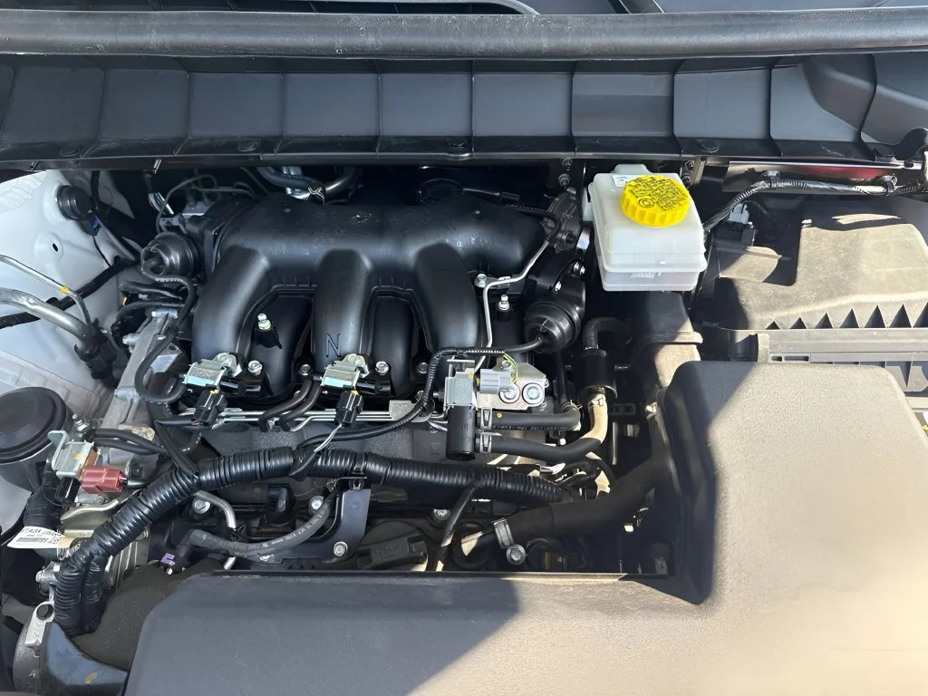 Used 2023 White Nissan SL image 31