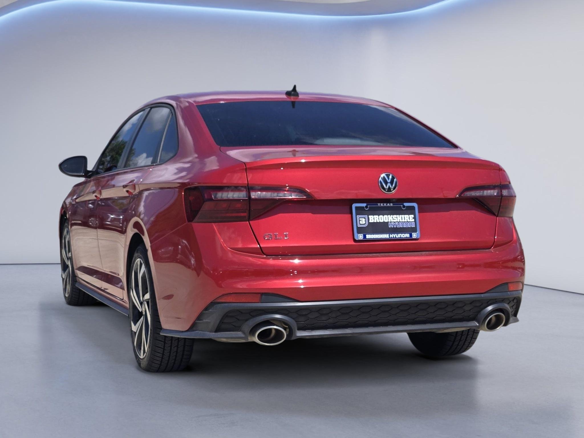 Used 2022 Kings Red Metallic Volkswagen Autobahn image 8