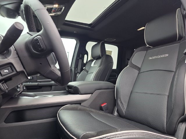 New 2026 Granite Crystal Metallic Clear-Coat Exterior Paint RAM Laramie image 23