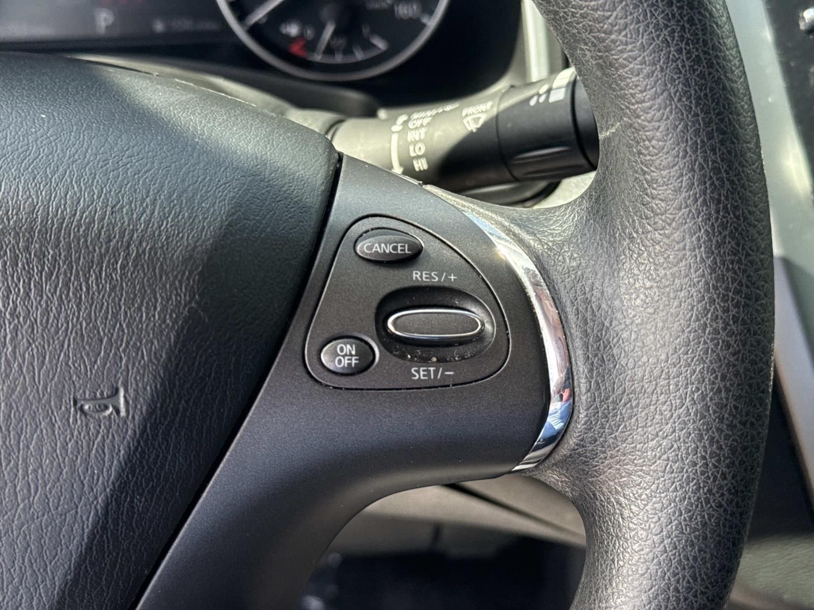 Used 2023 Blue Nissan S image 25