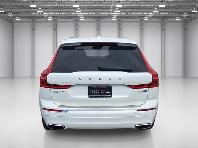 Used 2019 White Volvo T6 Inscription image 4