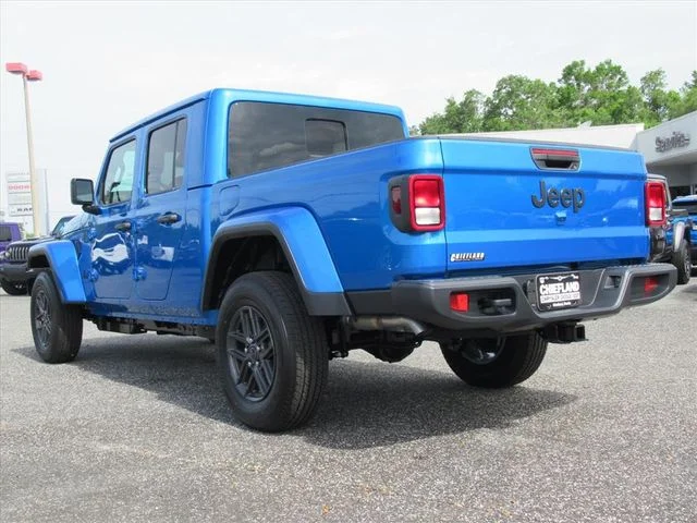 New 2026 Hydro Blue Pearl-Coat Exterior Paint Jeep Sport S image 5