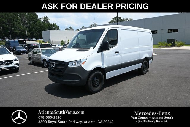 2025 Mercedes-Benz Sprinter Cargo Van Cargo 144 WB