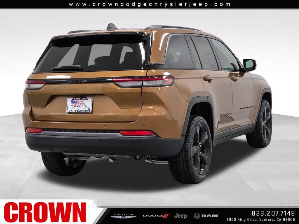New 2026 Copper Shino Metallic Clear-Coat Exterior Paint Jeep Limited image 5