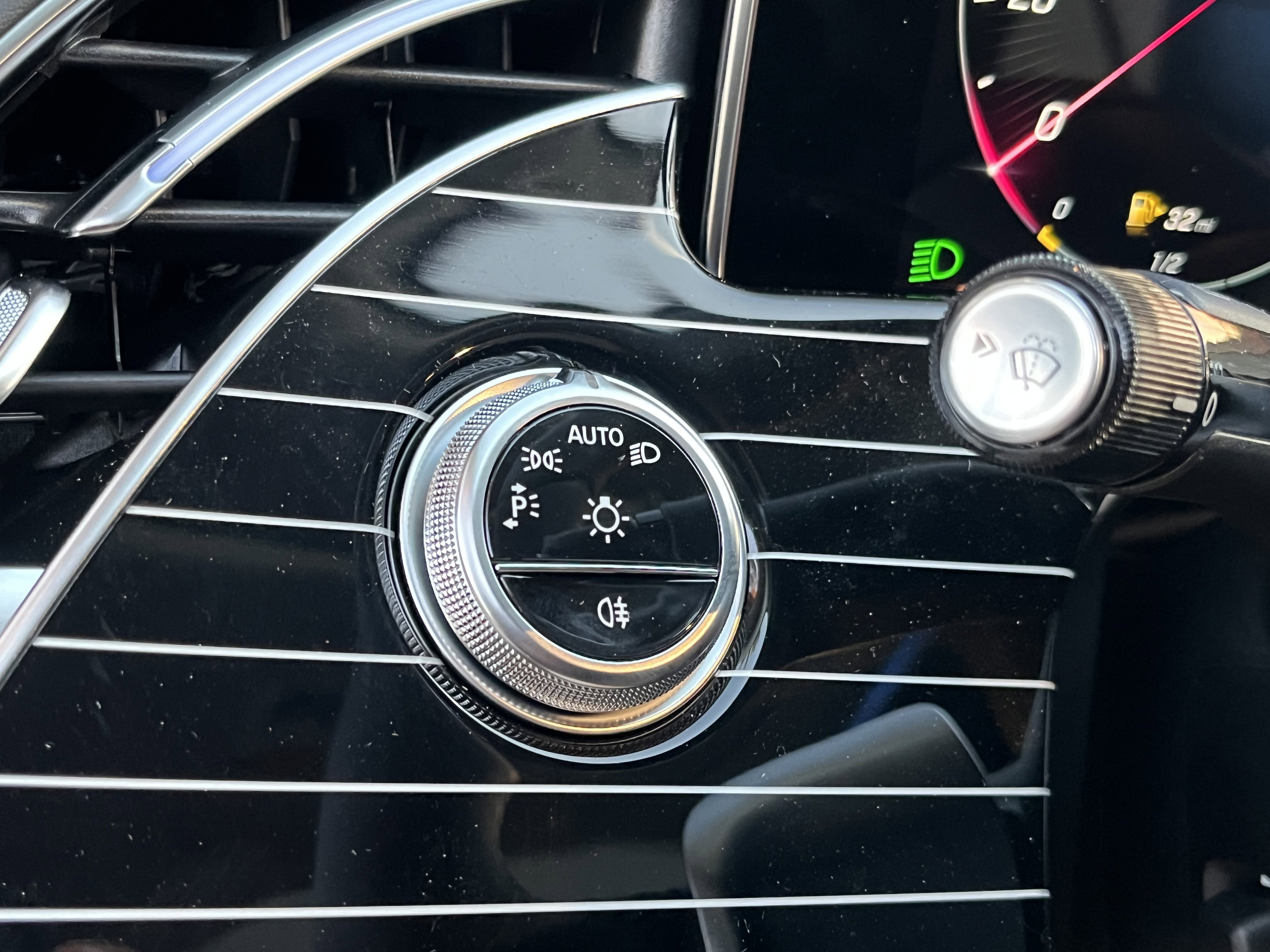 New 2026 Obsidian Black Metallic Mercedes-Benz E 350 image 24