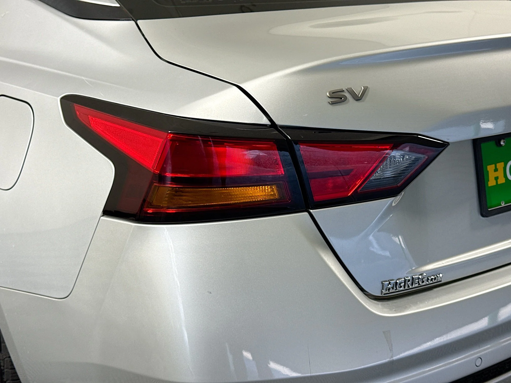 Used 2023 Brilliant Silver Metallic Nissan 2.5 SV image 32
