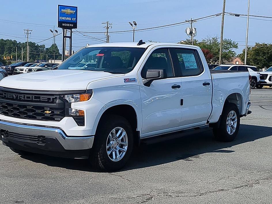 New 2026 Summit White Chevrolet WT image 1