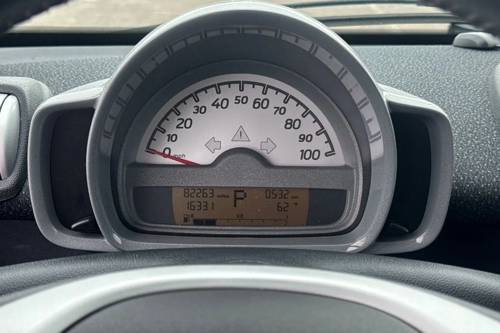 Used 2009 Blue smart Passion image 27
