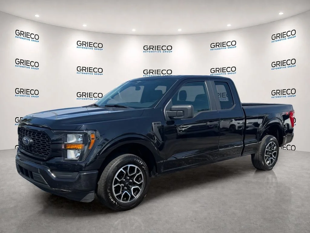 Used 2023 Agate Black Metallic Ford XL image 3