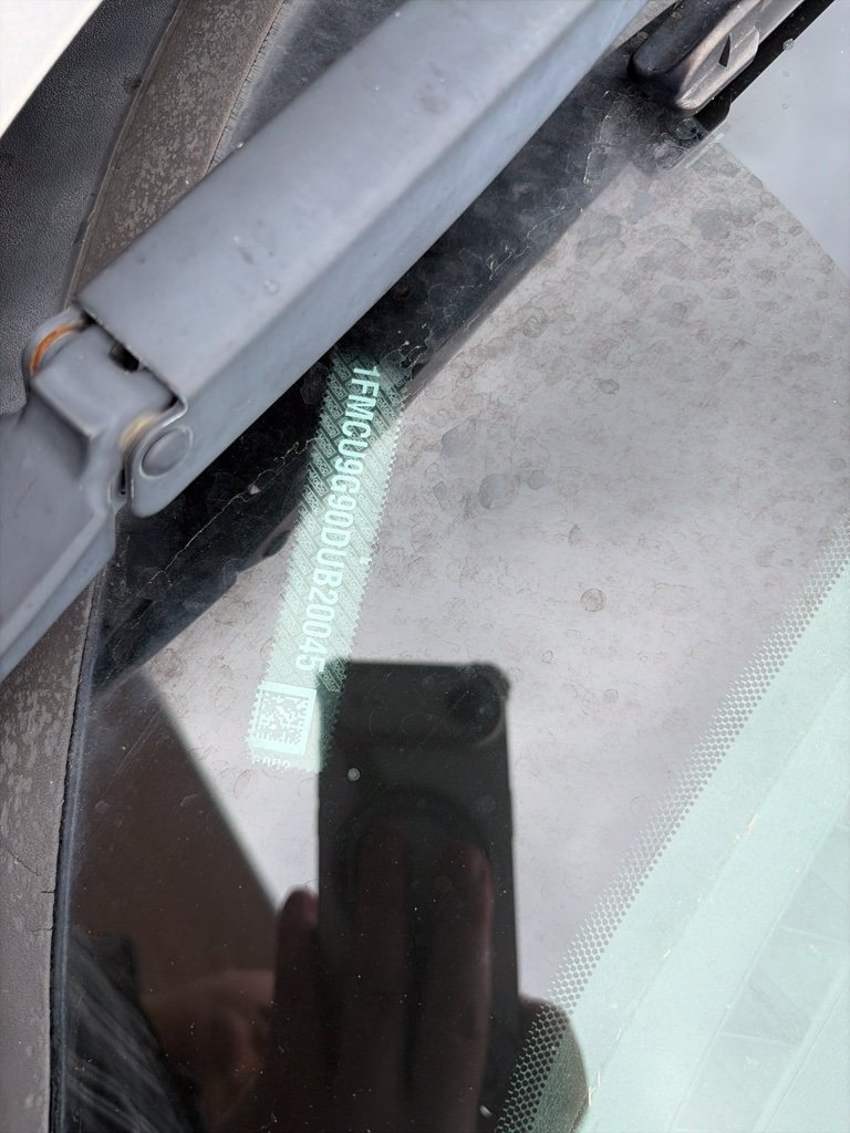 Used 2013 Gray Ford SE image 5