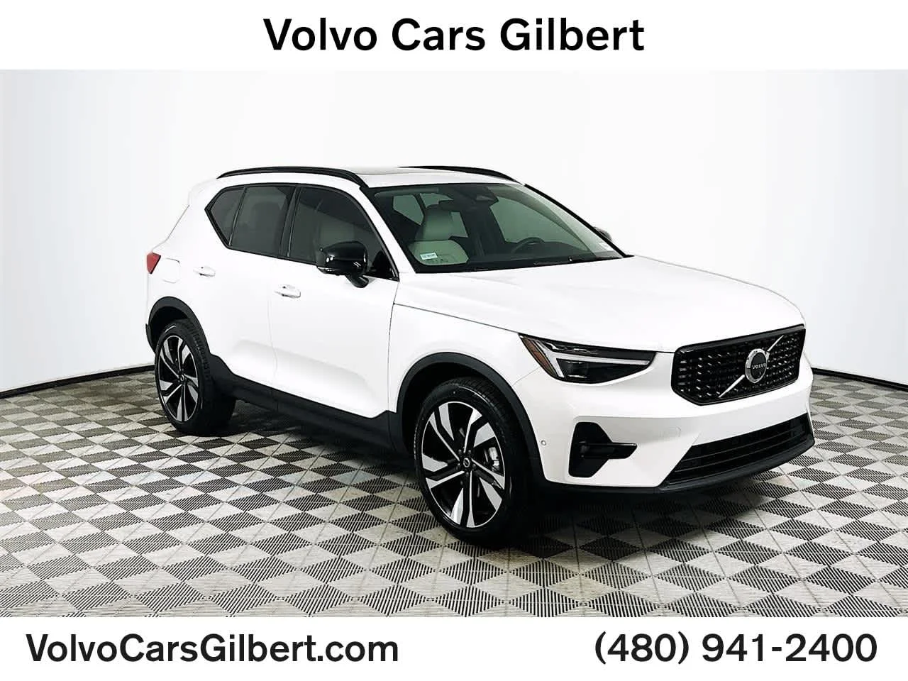 2026 Volvo XC40 B5 Plus Dark AWD's photo