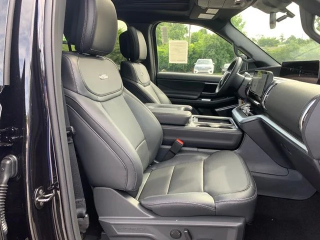 New 2026 Black Ford MAX Platinum® image 18