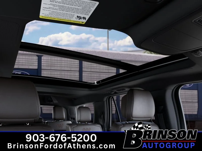 New 2027 Star White Metallic Tri-Coat Ford King Ranch® image 22