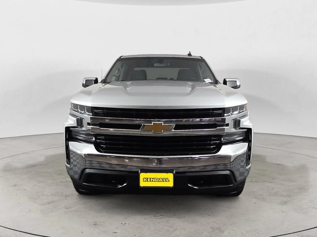 Used 2021 Silver Ice Metallic Chevrolet LT image 2